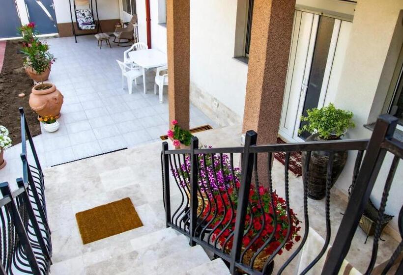 پانسیون Casa Livia