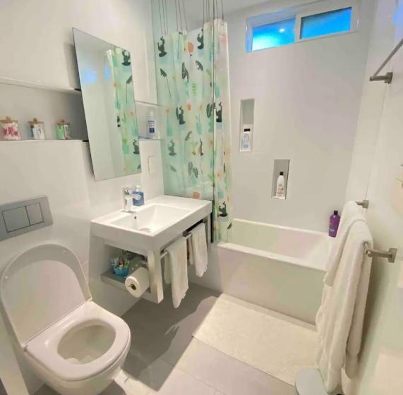 Pensionat F O R G E T T H E H O T E L