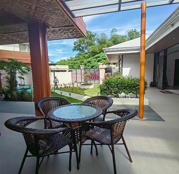 Pensão Host Homes San Gerardo