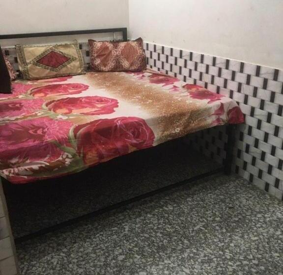 پانسیون Kaushal Palace