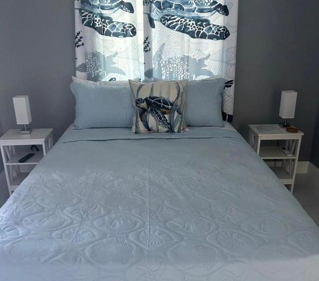 پانسیون Paradise Point Company Limited