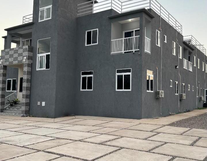 پانسیون Paradise Point Company Limited