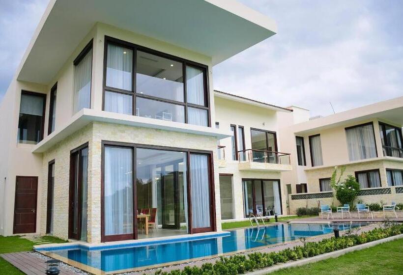 استراحتگاه Diamond Bay Golf And Villas