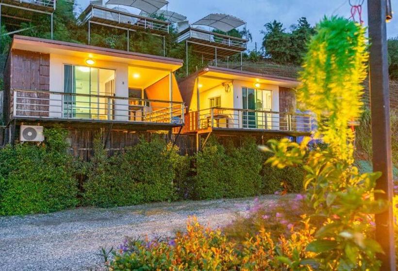 Курорт Phuchuanlong Monjam