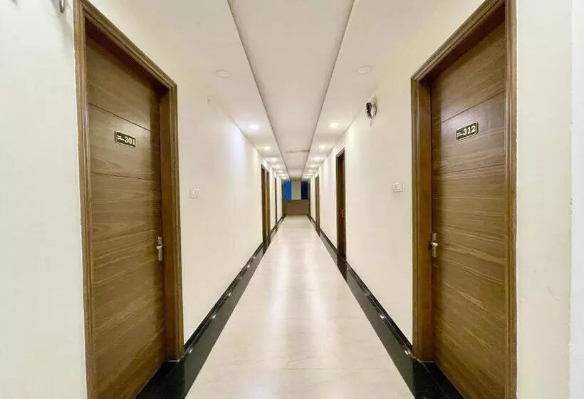 Govindam Inn ! Ujjain Fully Air Conditioned Hotel At Prime Location With Parking Availability, Near