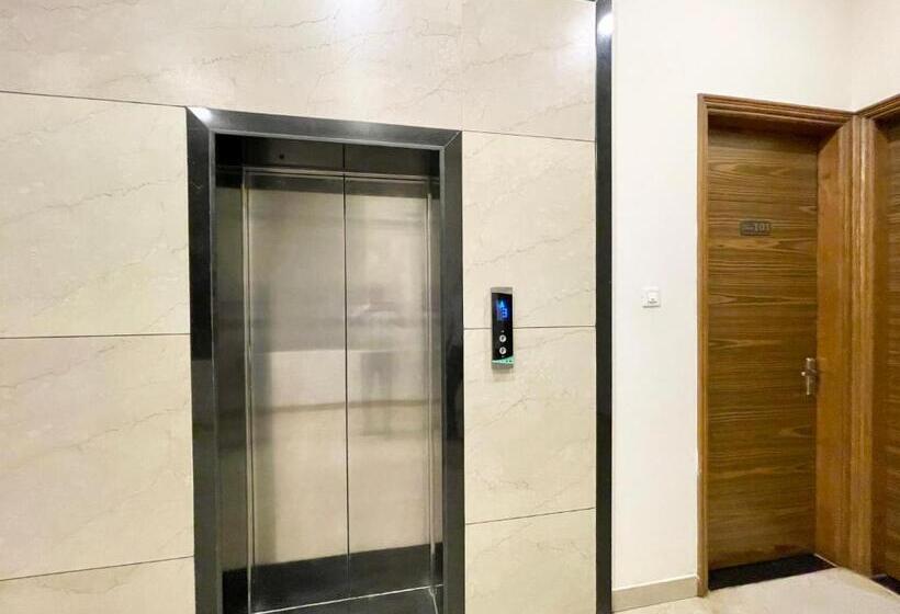 Govindam Inn ! Ujjain Fully Air Conditioned Hotel At Prime Location With Parking Availability, Near