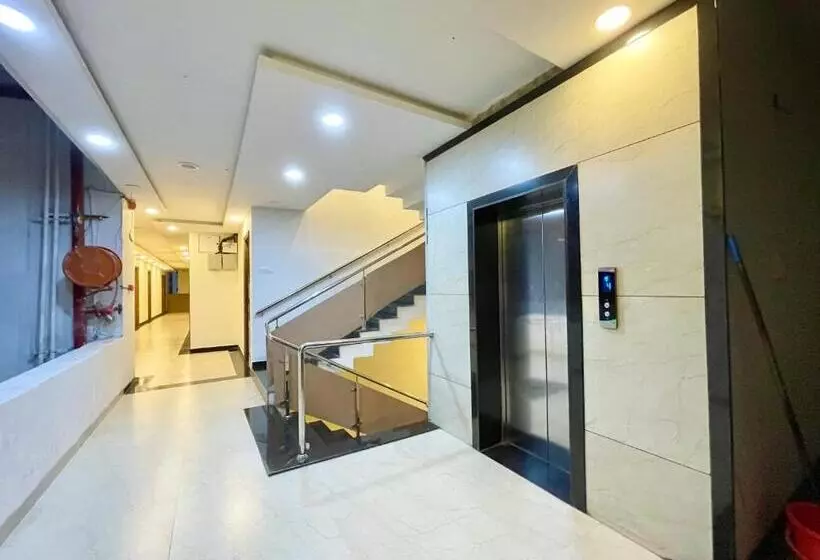 Govindam Inn ! Ujjain Fully Air Conditioned Hotel At Prime Location With Parking Availability, Near