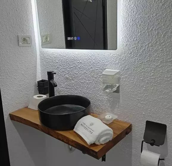 ホテル Borderline Accomodation