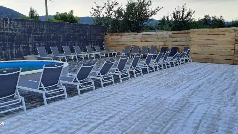 ホテル Borderline Accomodation