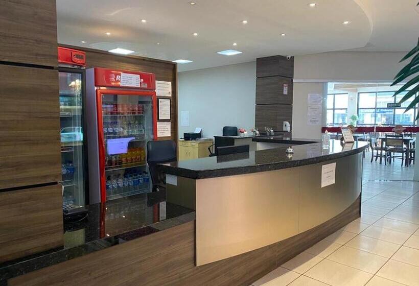 فندق Carmel Palace