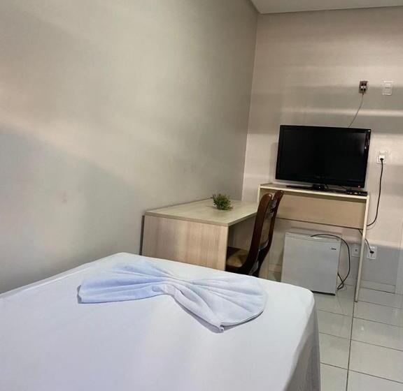 فندق Carmel Palace