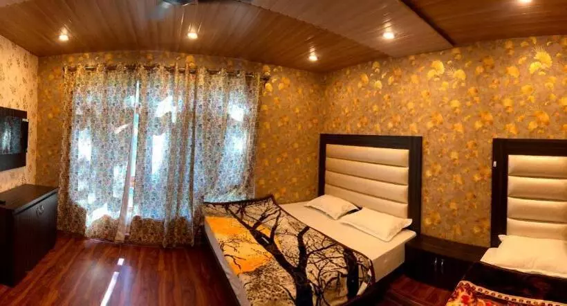 ホテル Damir Palace