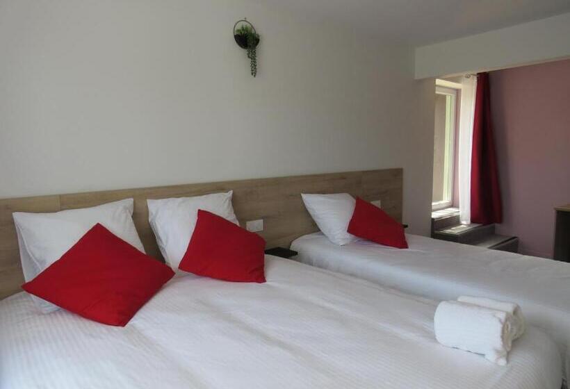 ホテル Hôtel Les Jardins De Saulzet