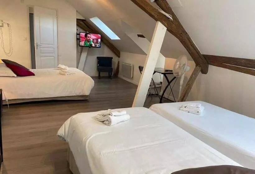 Hotelli Hôtel Les Trois Lys