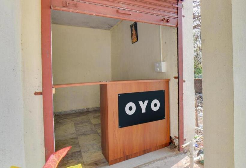 Отель Oyo Pratik Lodging