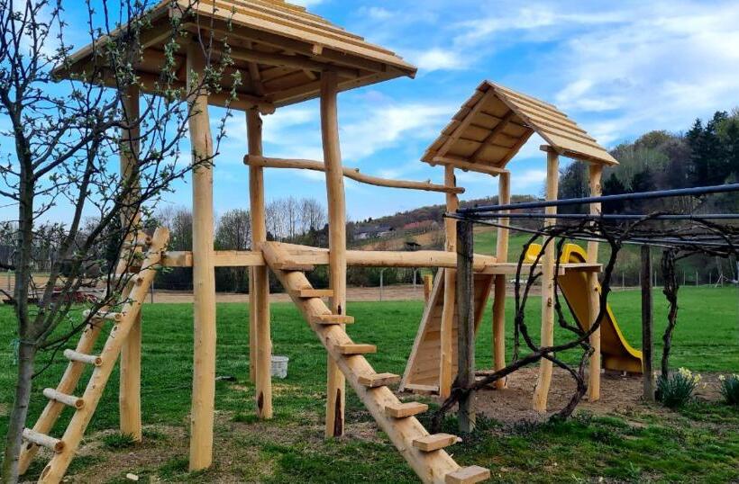 هتل Soba Tete Tile