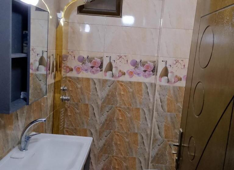 هتل Tala Farm And Chalet