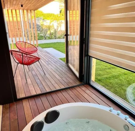 هتل Villas Calas De Aldan