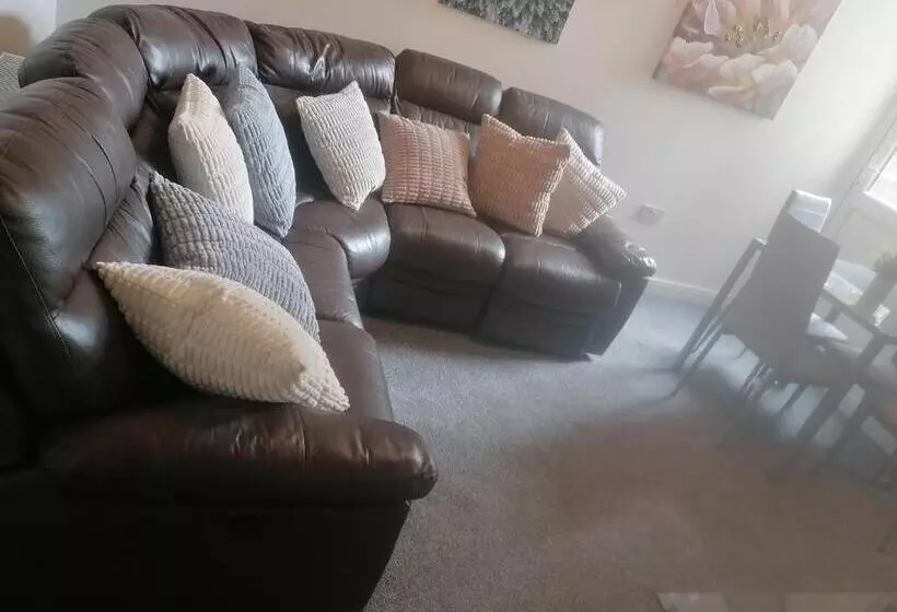 Majatalo Rossy Home Of Relaxations