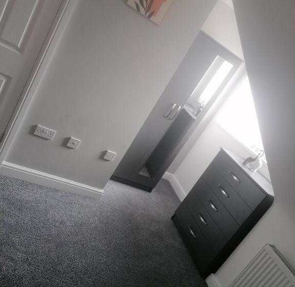 פנסיון Rossy Home Of Relaxations