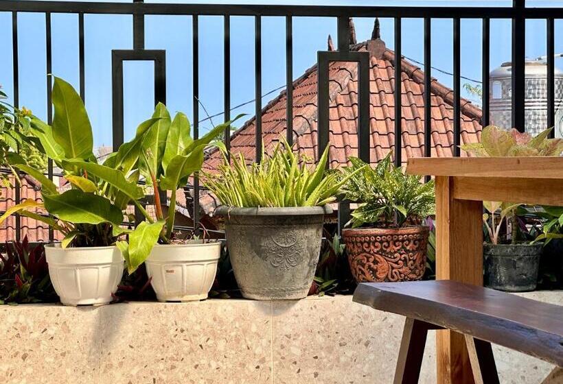 פנסיון Rumah Bali Made