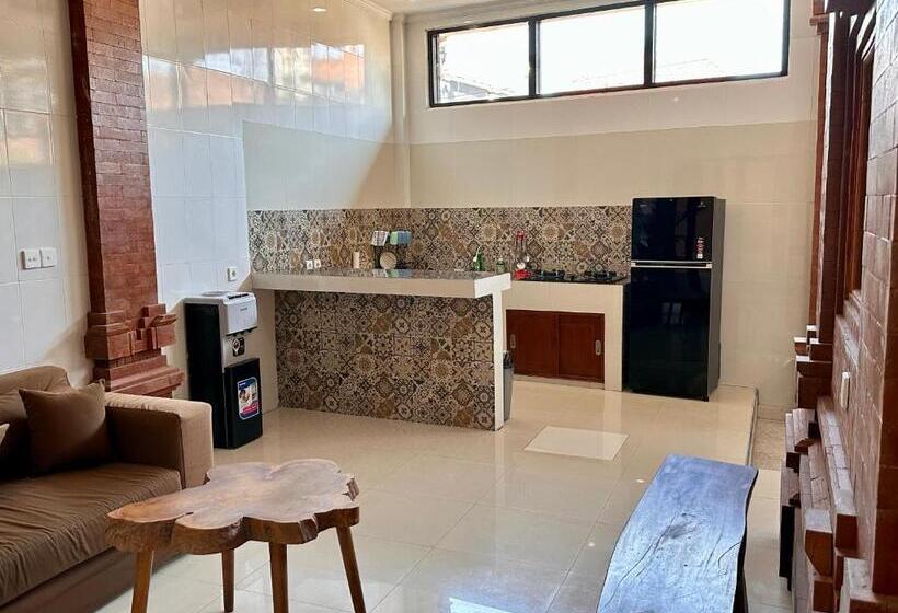 פנסיון Rumah Bali Made