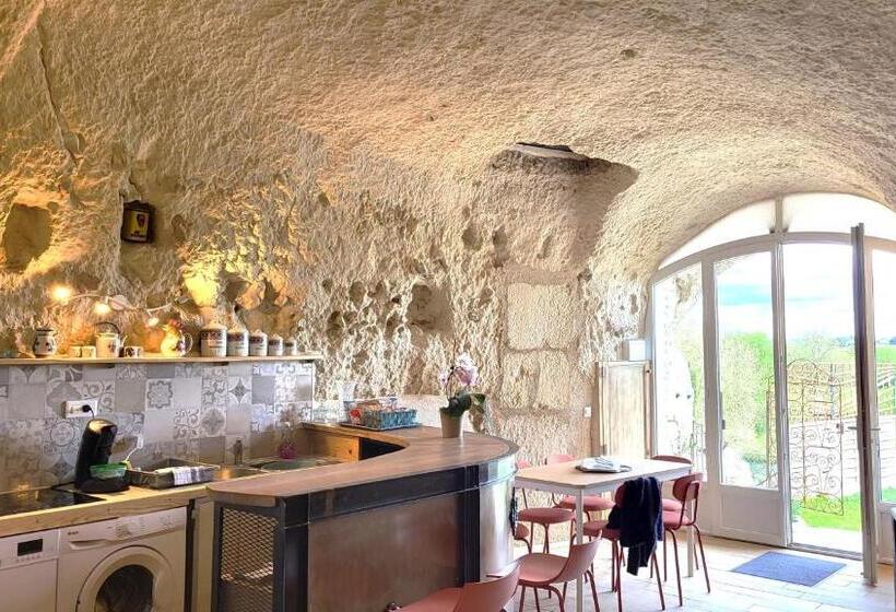 פנסיון Troglogîtes De La Tourette 3