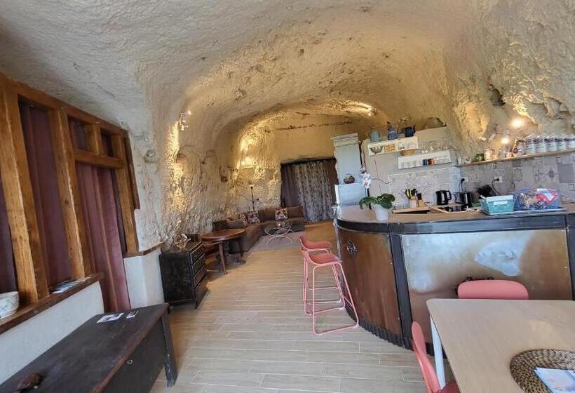 פנסיון Troglogîtes De La Tourette 3