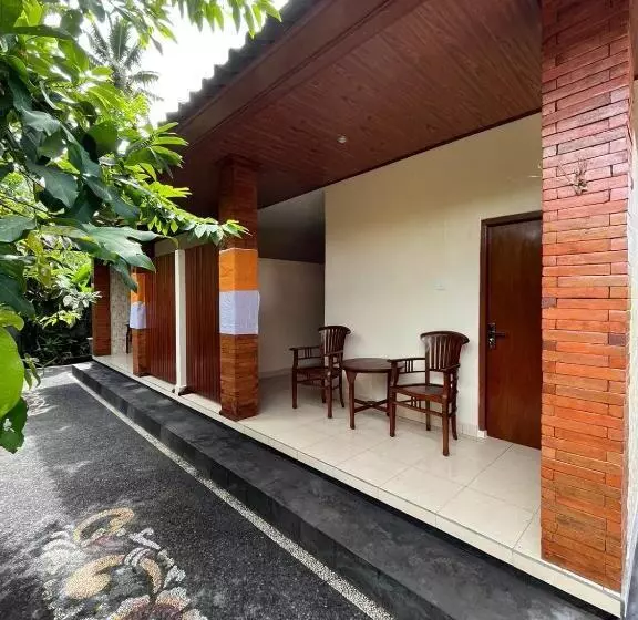 Majatalo Wisuda Guest House