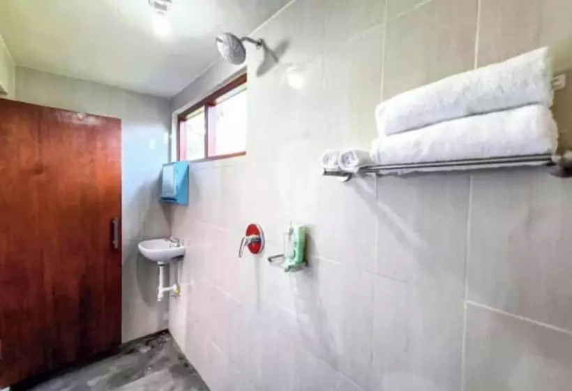 Majatalo Wisuda Guest House