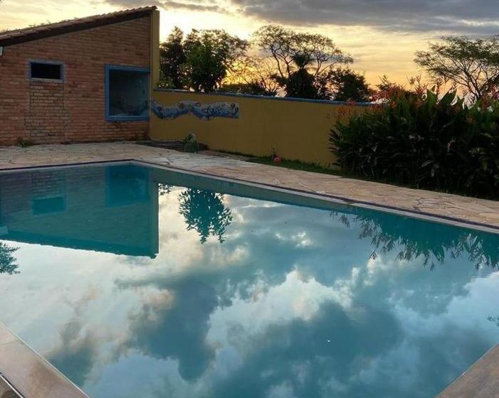 Pousada Hotel Pequizeiro