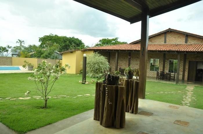 Pousada Hotel Pequizeiro