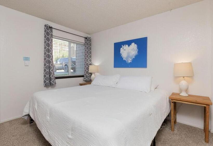 Resort Otel Brianwood Condominium Unit #58