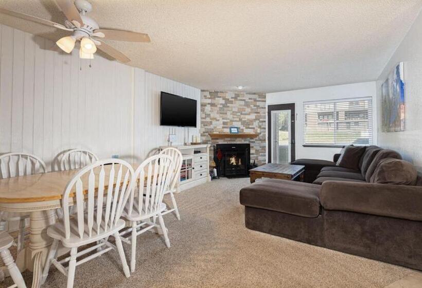 Resort Otel Brianwood Condominium Unit #58