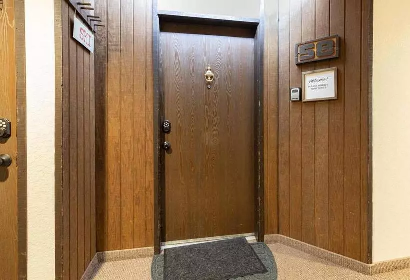 リゾートホテル Brianwood Condominium Unit #58
