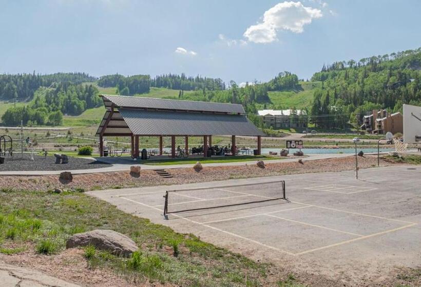 Resort Otel Brianwood Condominium Unit #58