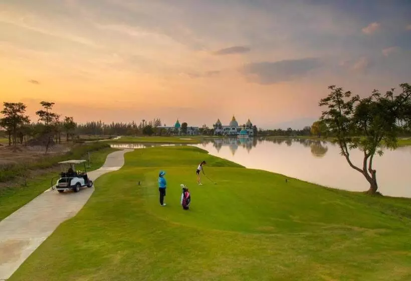 Lomakeskus Gassan Panorama Golf Club