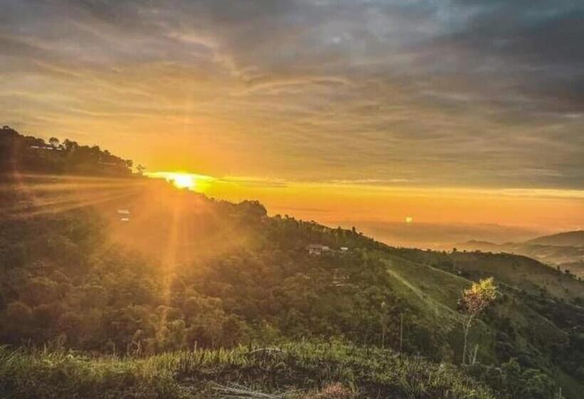 Resort Maemonhill แม่มอญฮิลล์