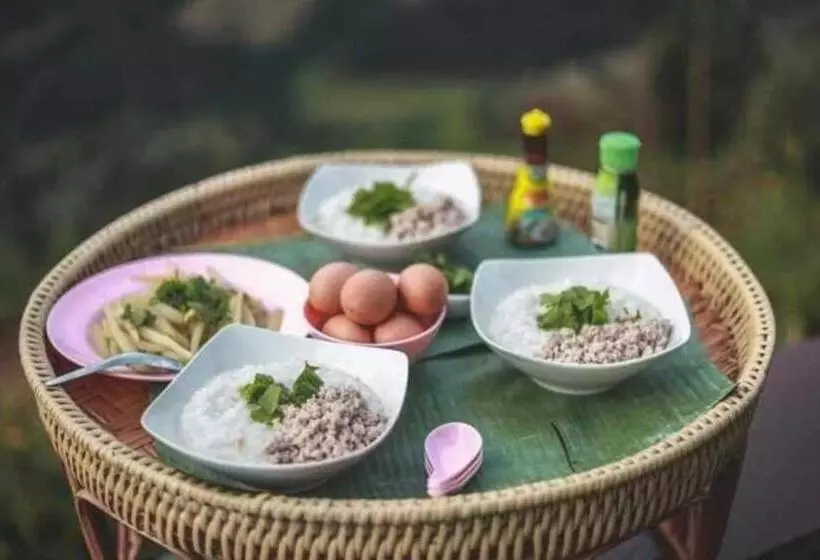 リゾートホテル Maemonhill แม่มอญฮิลล์