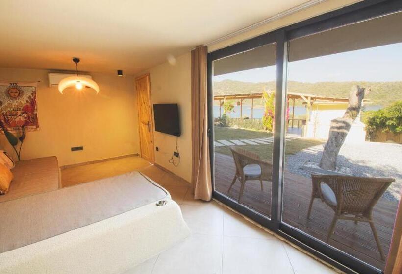 مبيت وإفطار Casa Bo Boğaziçi Butik Otel