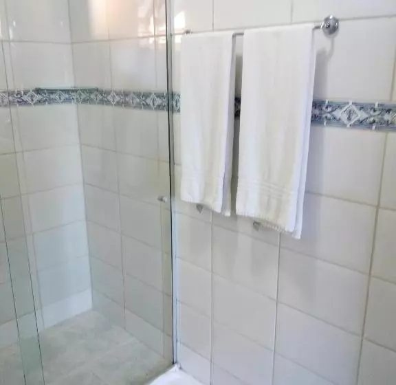 Aamiaismajoitus (B&B) Quartos Econômicos