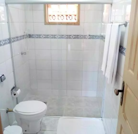 Aamiaismajoitus (B&B) Quartos Econômicos