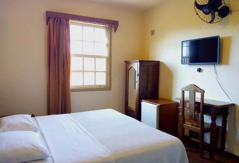 Aamiaismajoitus (B&B) Quartos Econômicos