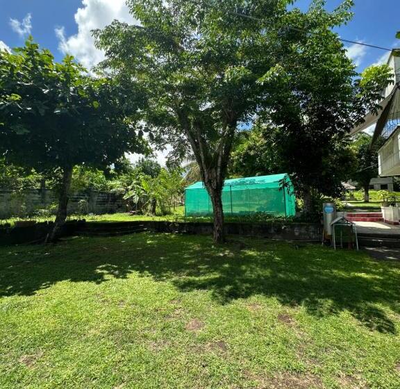 צימר Vals Farm Guesthouse