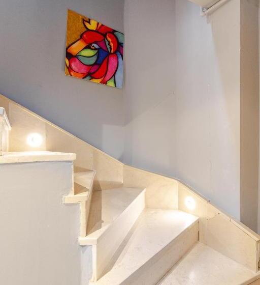 Comfortable Room Close To Kabataş And Taksim