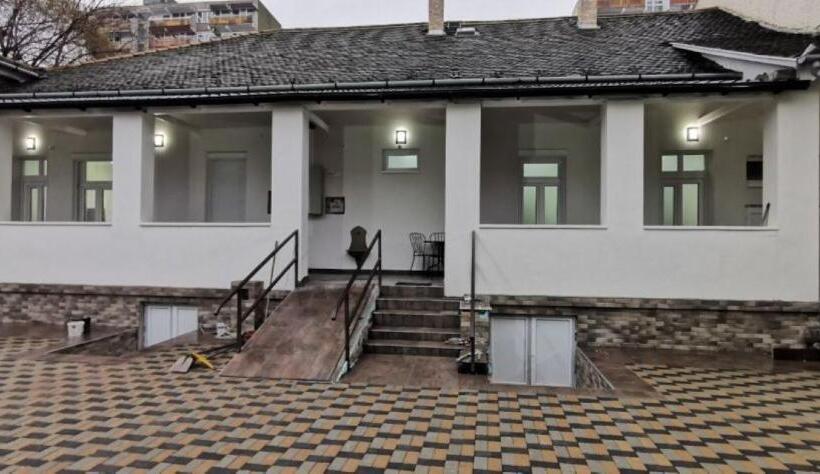 هاستل Golya Beds