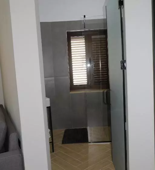 هتل City Center Rooms Durres