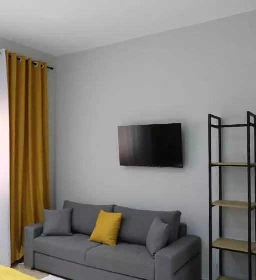 هتل City Center Rooms Durres