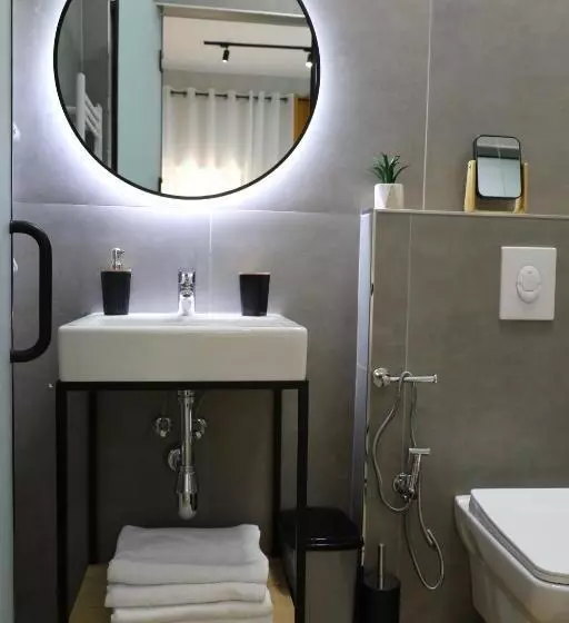 هتل City Center Rooms Durres