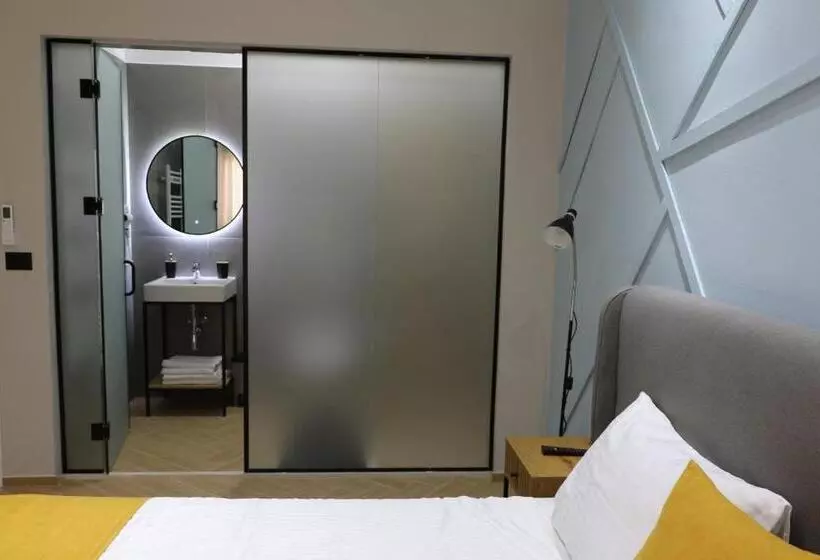 هتل City Center Rooms Durres